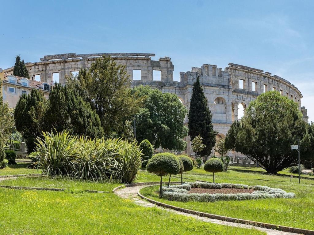 Apartment Olive Garden Near Pula 3 Km From Center And Only 4 Km From The Beach For 4 Persons Luaran gambar