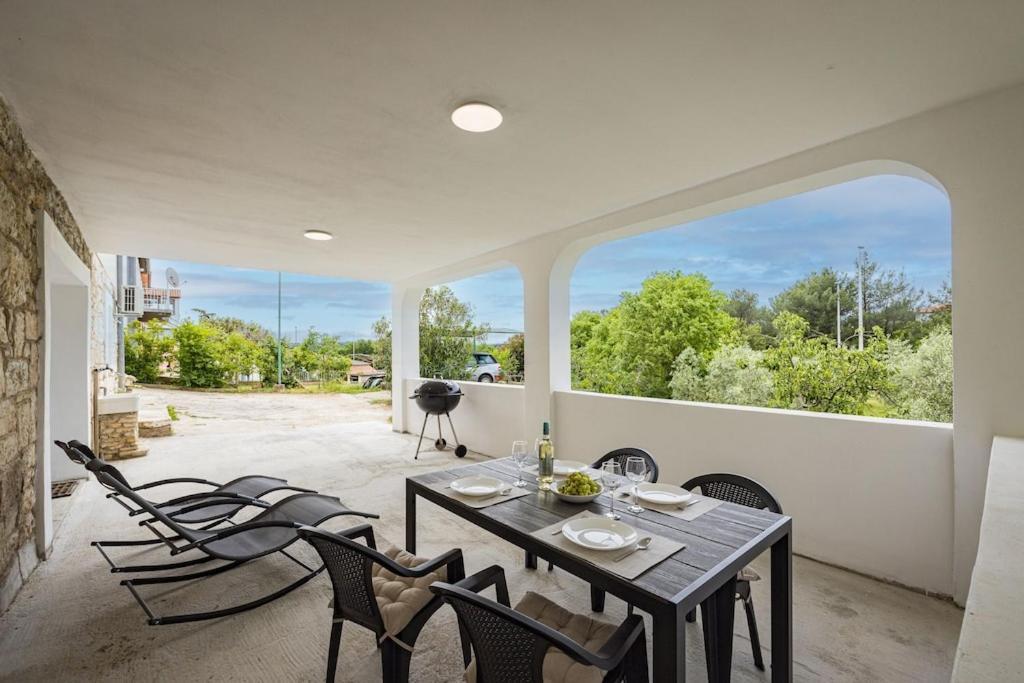 Apartment Olive Garden Near Pula 3 Km From Center And Only 4 Km From The Beach For 4 Persons Luaran gambar